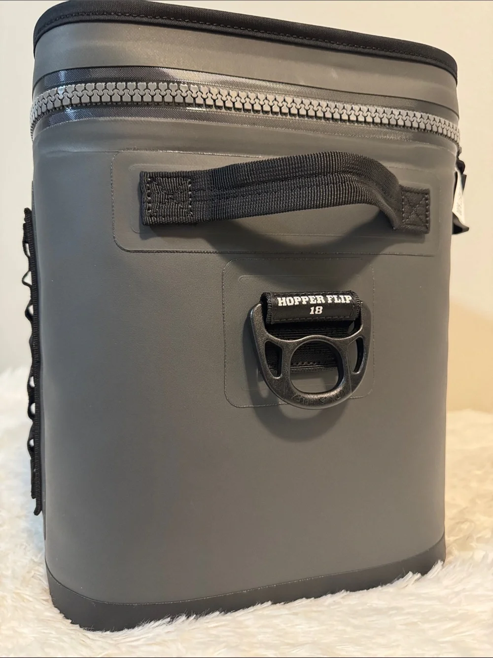 YETI Hopper Flip 18 Portable Soft Cooler - Charcoal